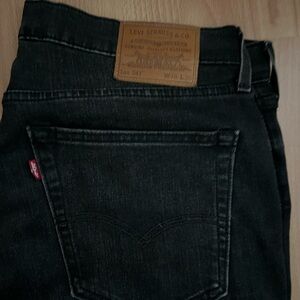 Men's Black Levi’s Jeans